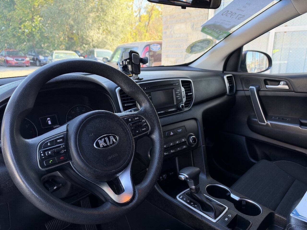 Used 2018 Kia Sportage LX FWD image 12