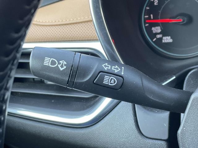 Certified 2020 Chevrolet Equinox Premier AWD/4WD image 38