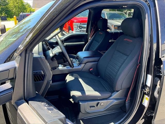 Used 2019 Ford F150 XLT w/ Equipment Group 302A Luxury AWD/4WD image 21
