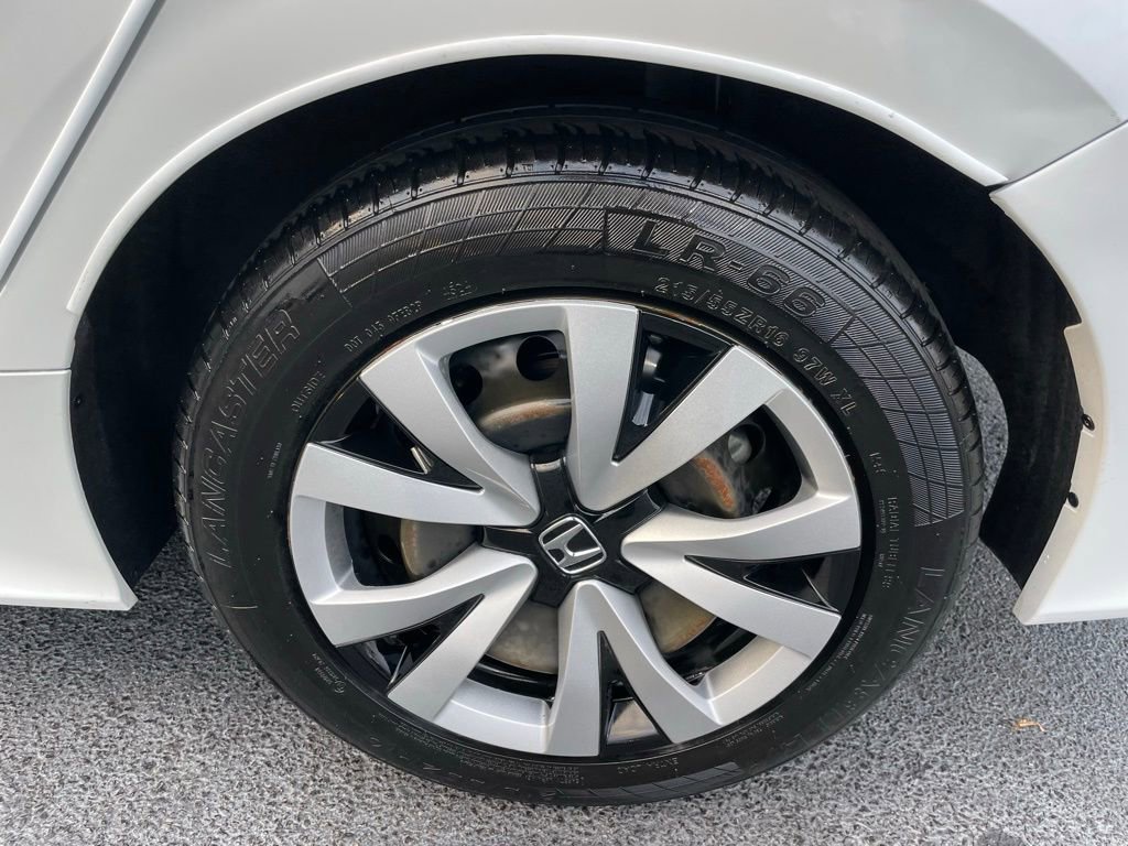 Used 2022 Honda Civic LX image 40