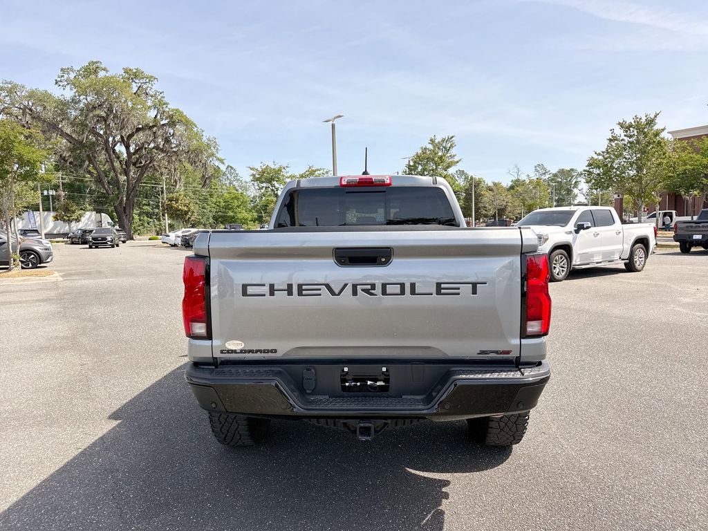 Used 2025 Chevrolet Colorado ZR2 image 4