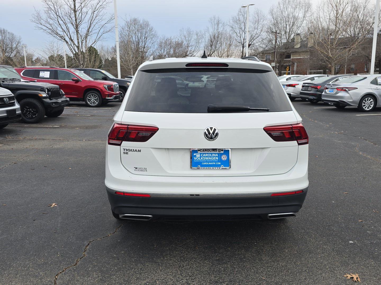 Used 2020 Volkswagen Tiguan SE image 6