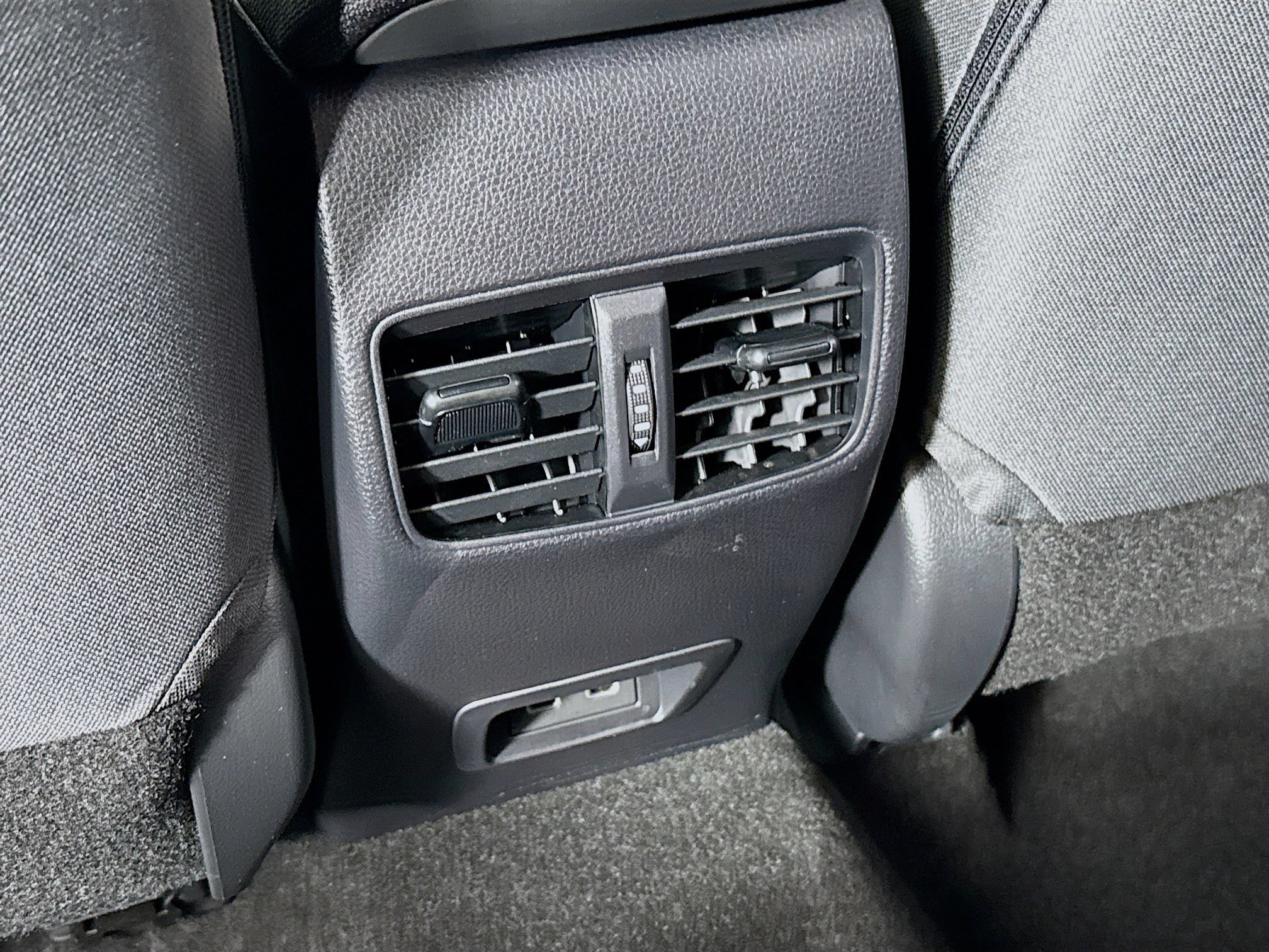 Certified 2026 Toyota Corolla Cross LE AWD/4WD image 20