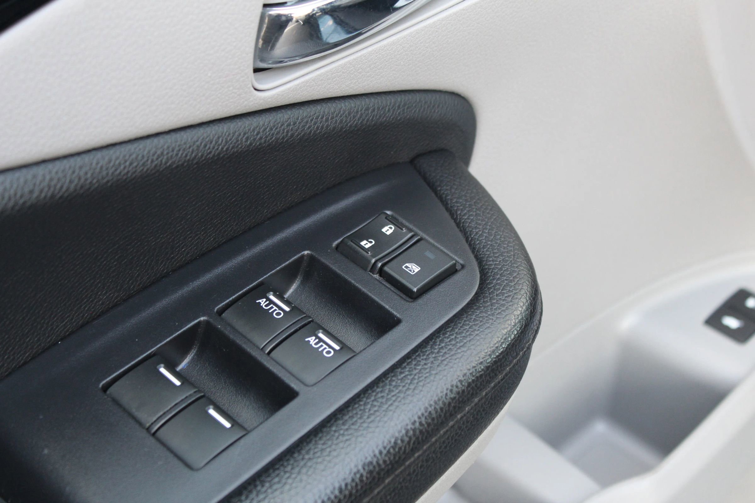 Used 2019 Honda Pilot Elite image 25