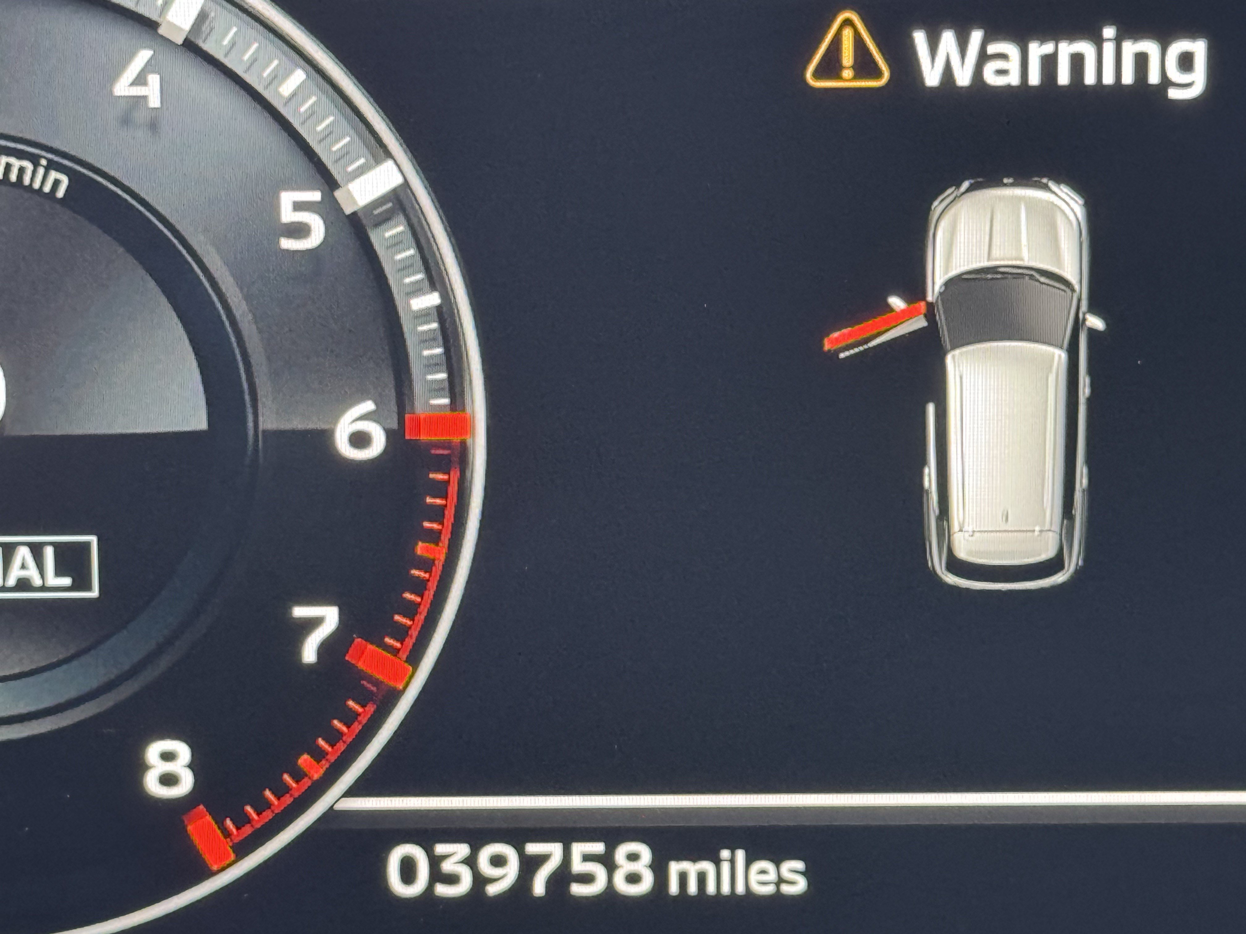 Used 2024 Mitsubishi Outlander SEL AWD/4WD image 29
