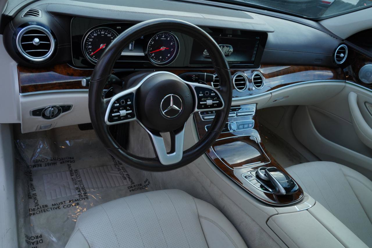 Used 2019 Mercedes-Benz E 450 4MATIC Wagon w/ Premium Package image 23
