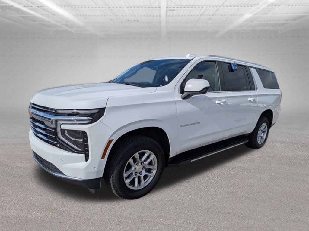 Used 2025 Chevrolet Suburban LT AWD/4WD image 9