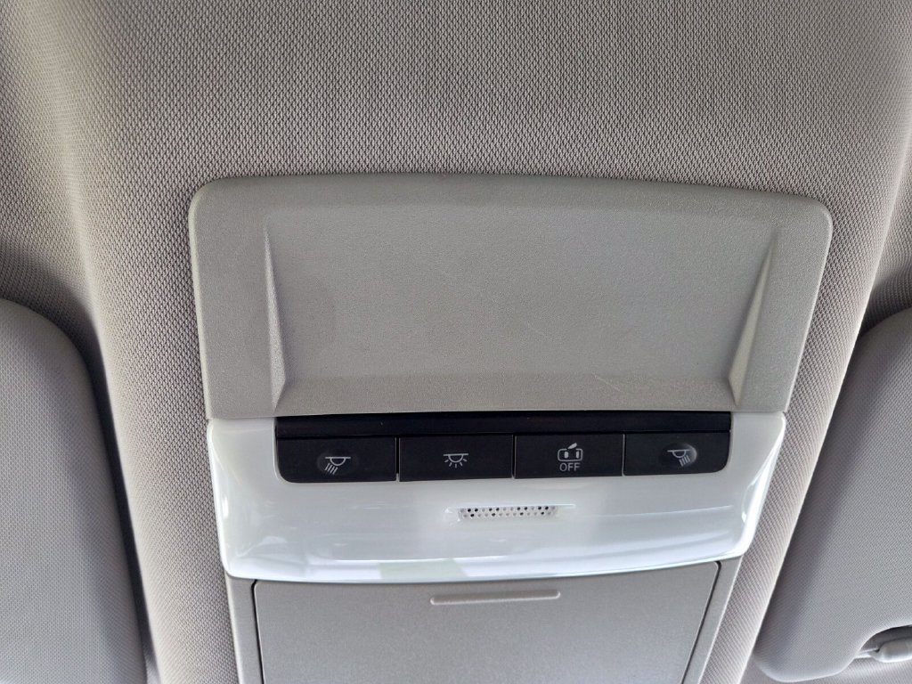 Used 2026 Nissan Rogue S FWD image 19