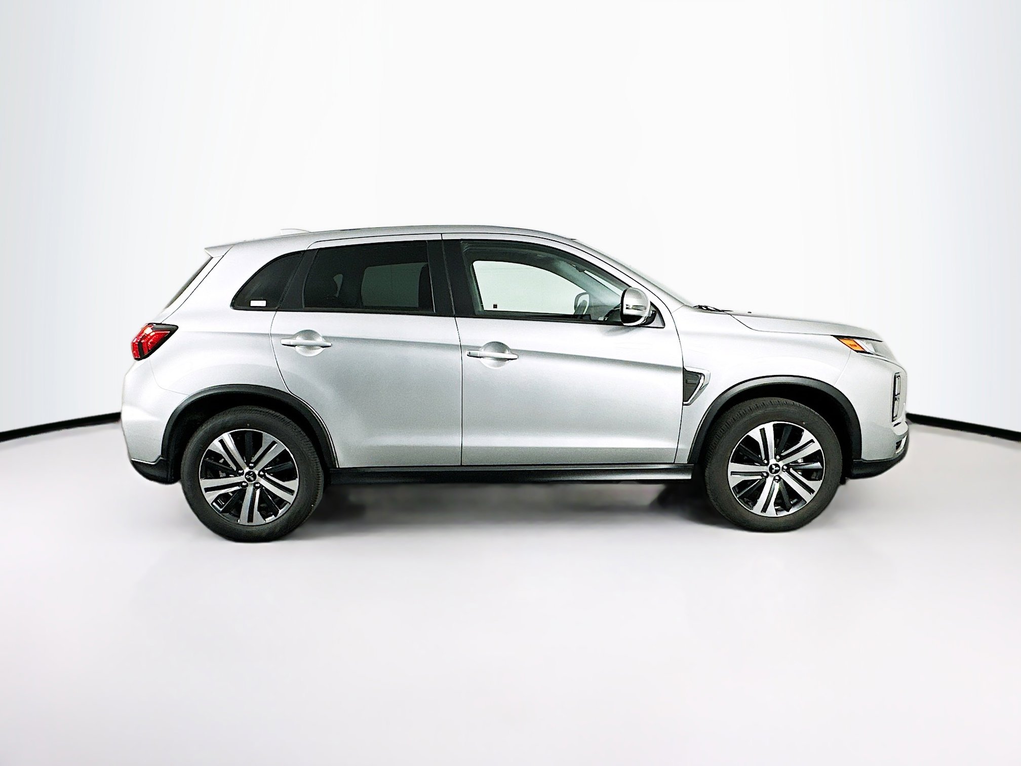 Used 2025 Mitsubishi Outlander Sport SE image 10