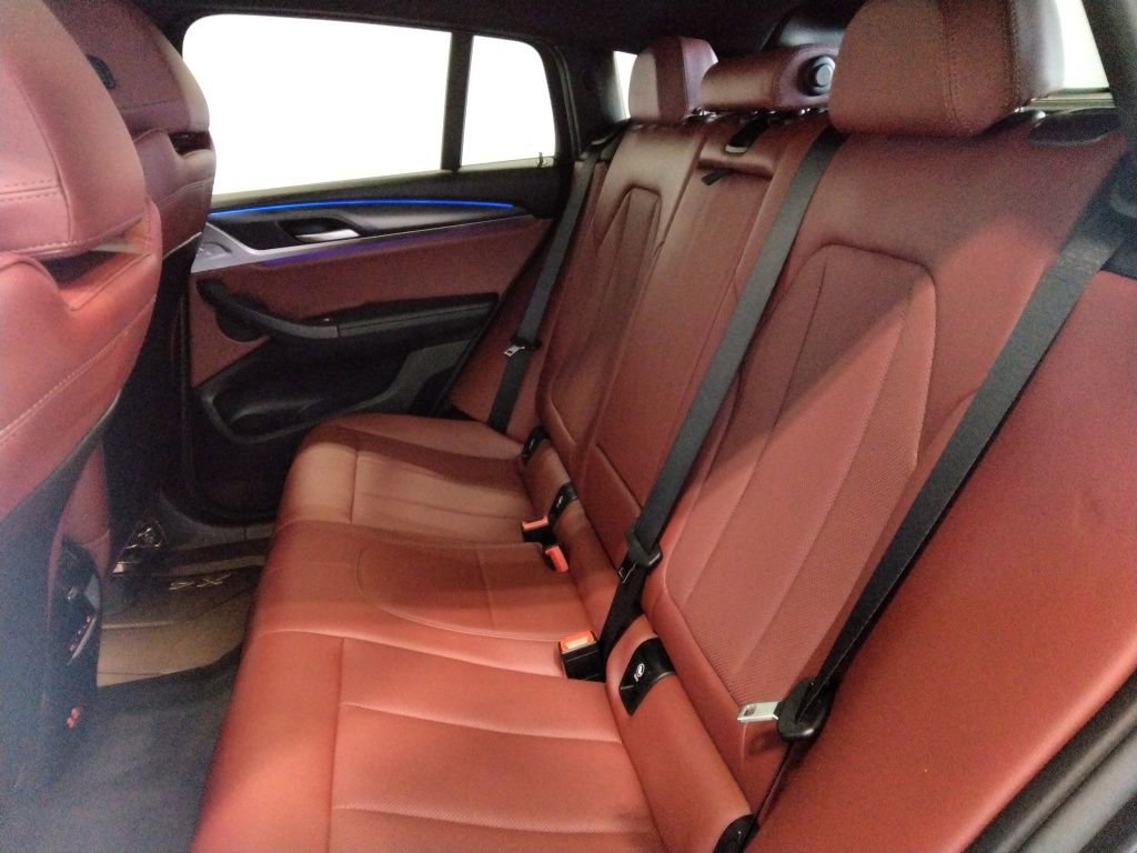Used 2023 BMW X4 xDrive30i image 37