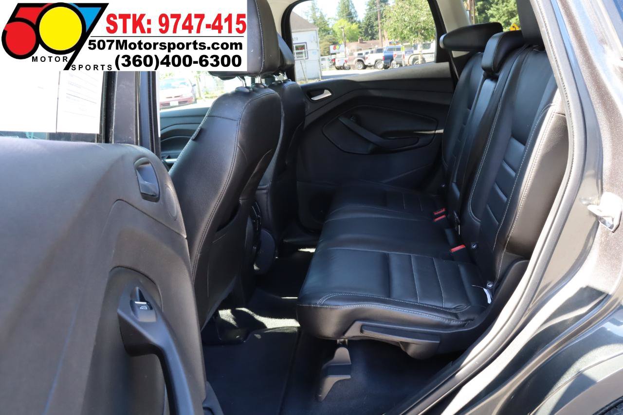 Used 2015 Ford Escape Titanium w/ Equipment Group 301A AWD/4WD image 13