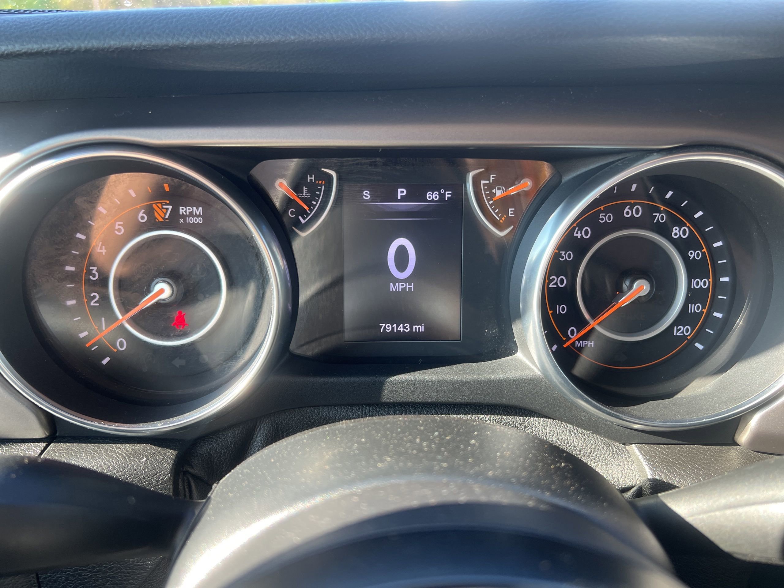 Used 2020 Jeep Gladiator Sport w/ Quick Order Package 24S AWD/4WD image 13