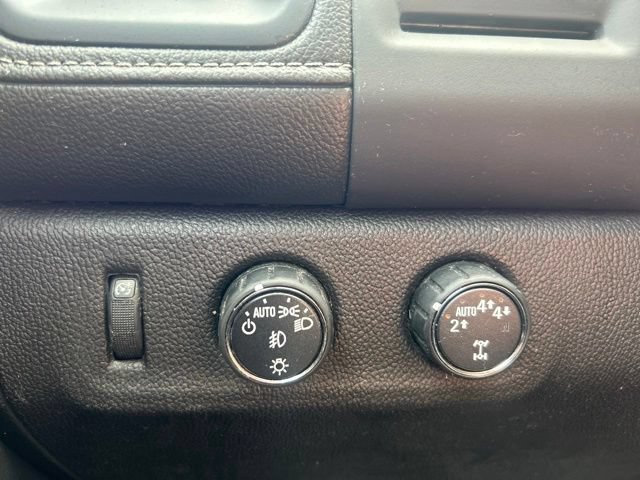 Used 2015 GMC Canyon SLE AWD/4WD image 21