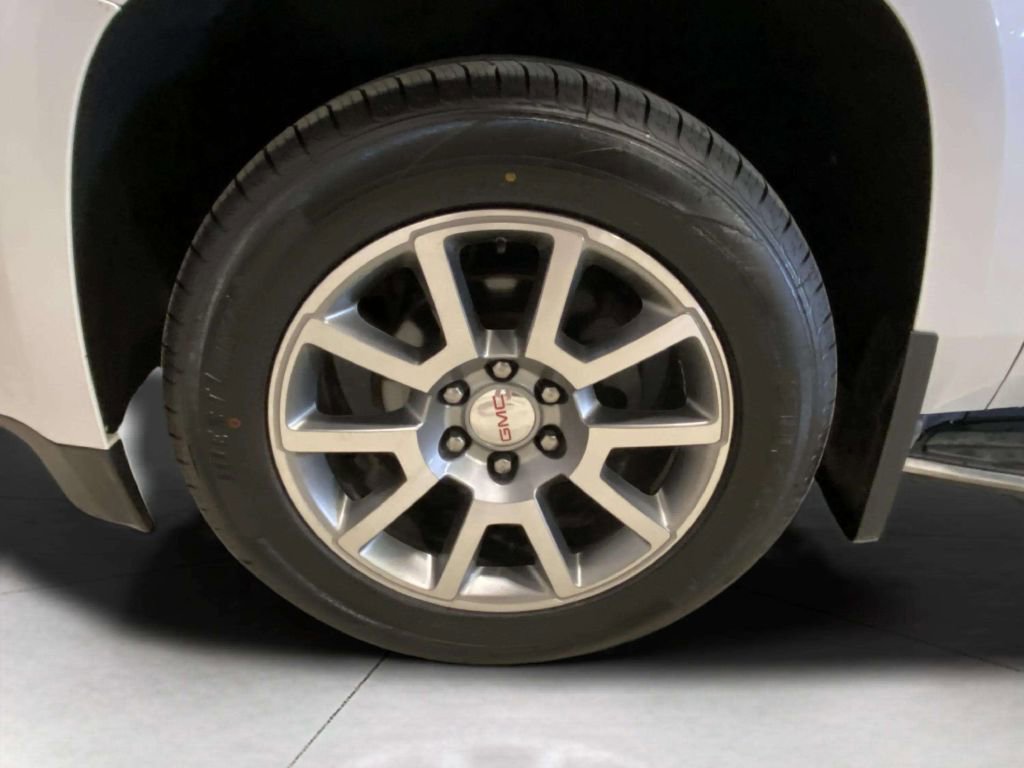 Used 2016 GMC Yukon Denali AWD/4WD image 13