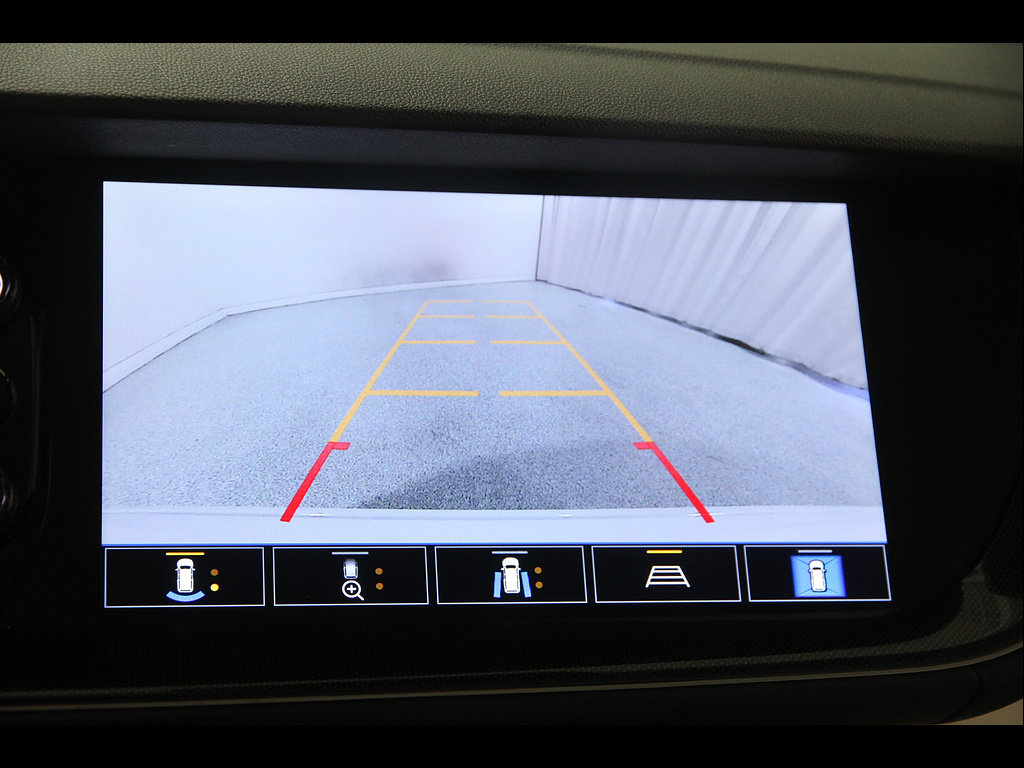 Used 2021 Buick Envision Essence w/ Technology Package I AWD/4WD image 15