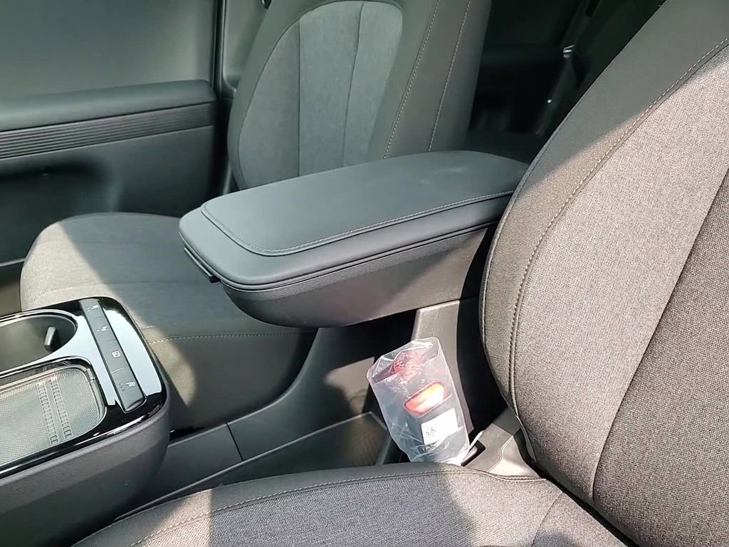 New 2025 Hyundai Ioniq 5 SE image 22