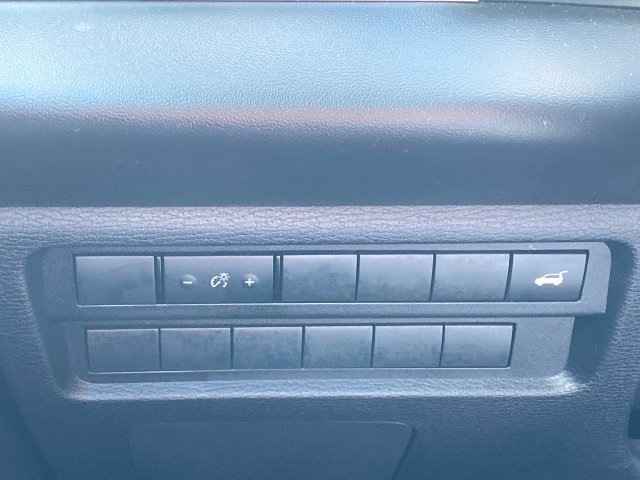 Used 2025 Mitsubishi Outlander SE FWD image 18
