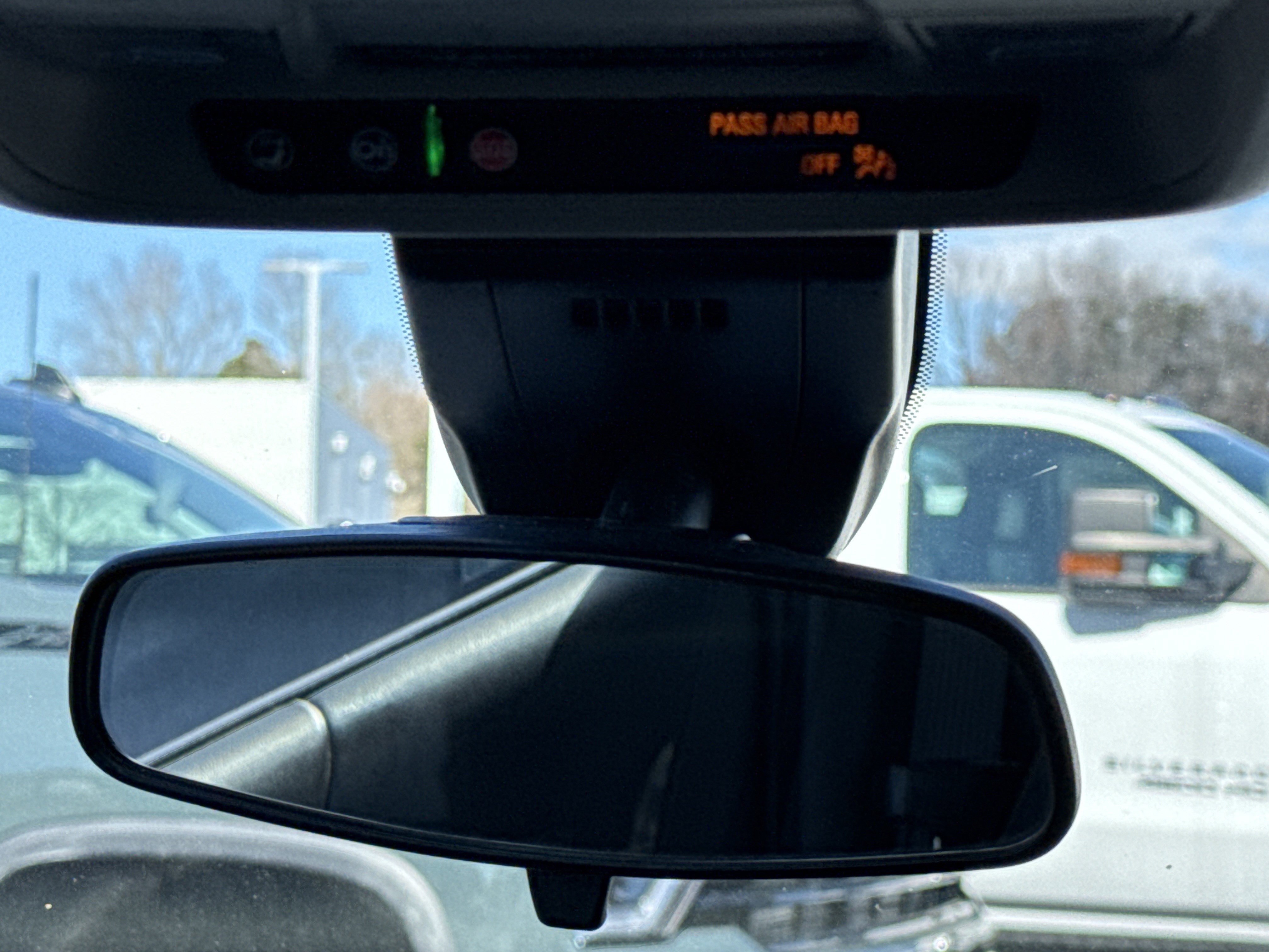 Used 2023 Chevrolet Equinox LT image 26