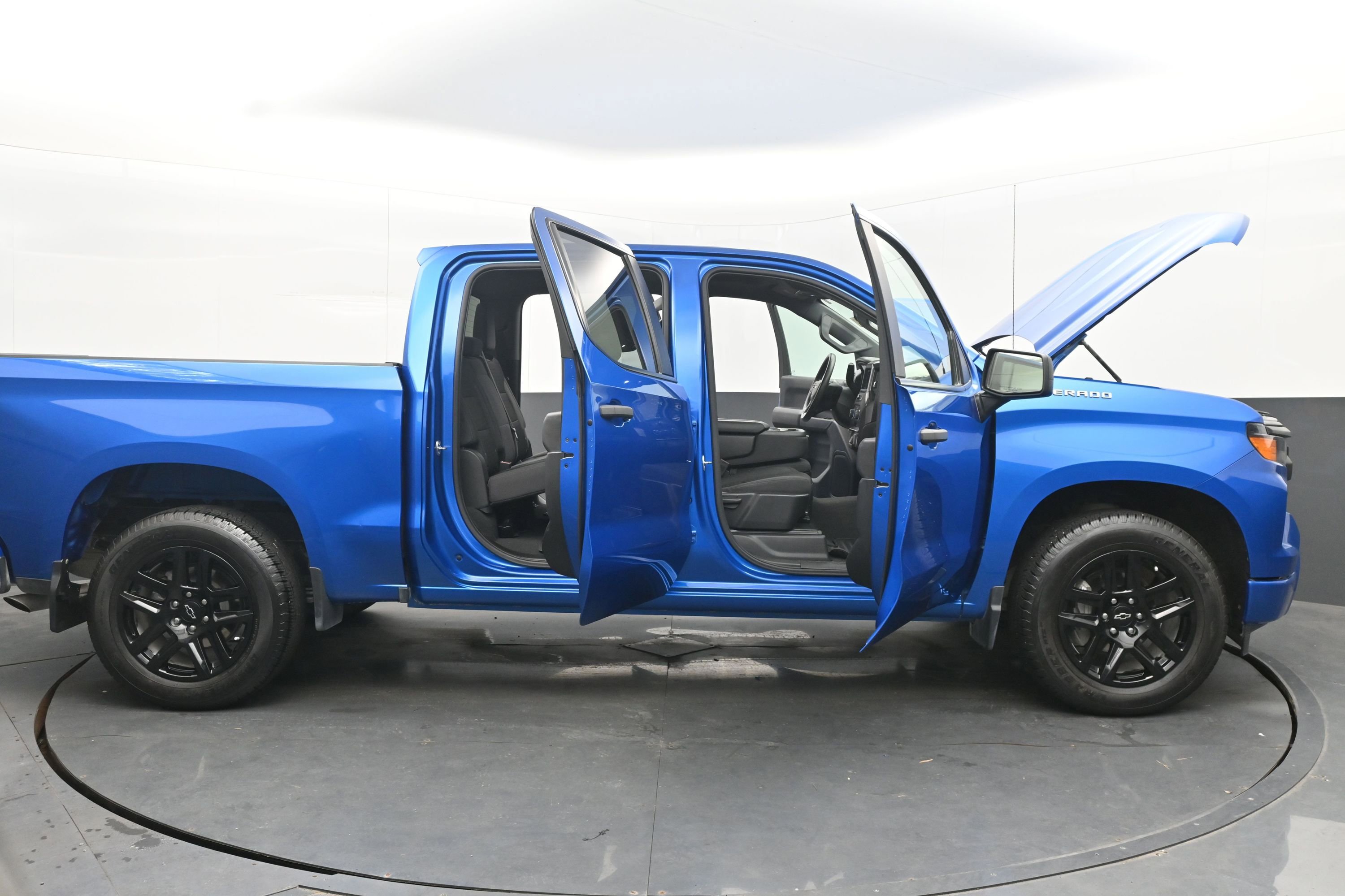 Used 2023 Chevrolet Silverado 1500 Custom image 47