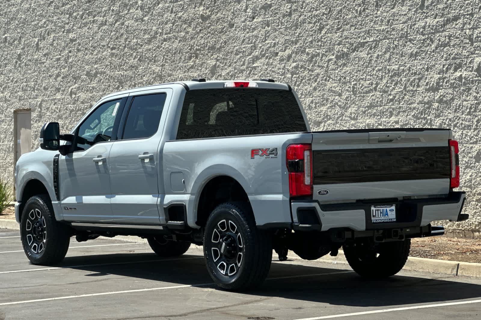 New 2026 Ford F350 Platinum w/ FX4 Off-Road Package AWD/4WD image 6