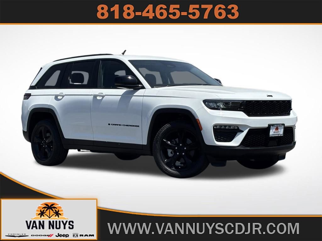 Used 2023 Jeep Grand Cherokee Limited w/ Black Appearance Package