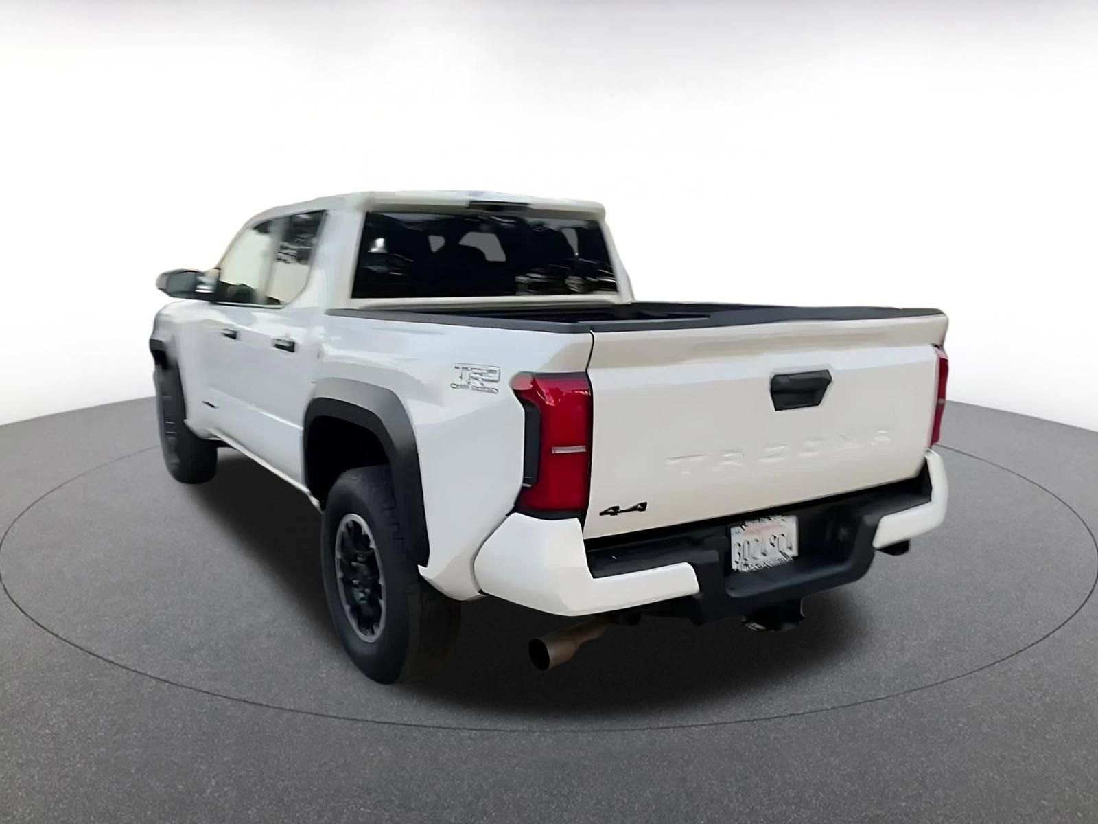 Used 2025 Toyota Tacoma TRD Off-Road image 11