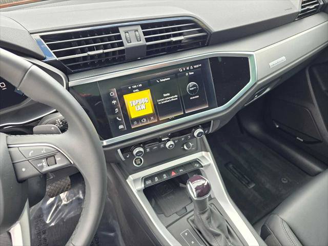 Certified 2025 Audi Q3 2.0T Premium Plus w/ Premium Plus Package AWD/4WD image 28