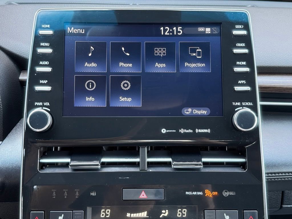 Used 2022 Toyota Avalon XLE FWD image 28