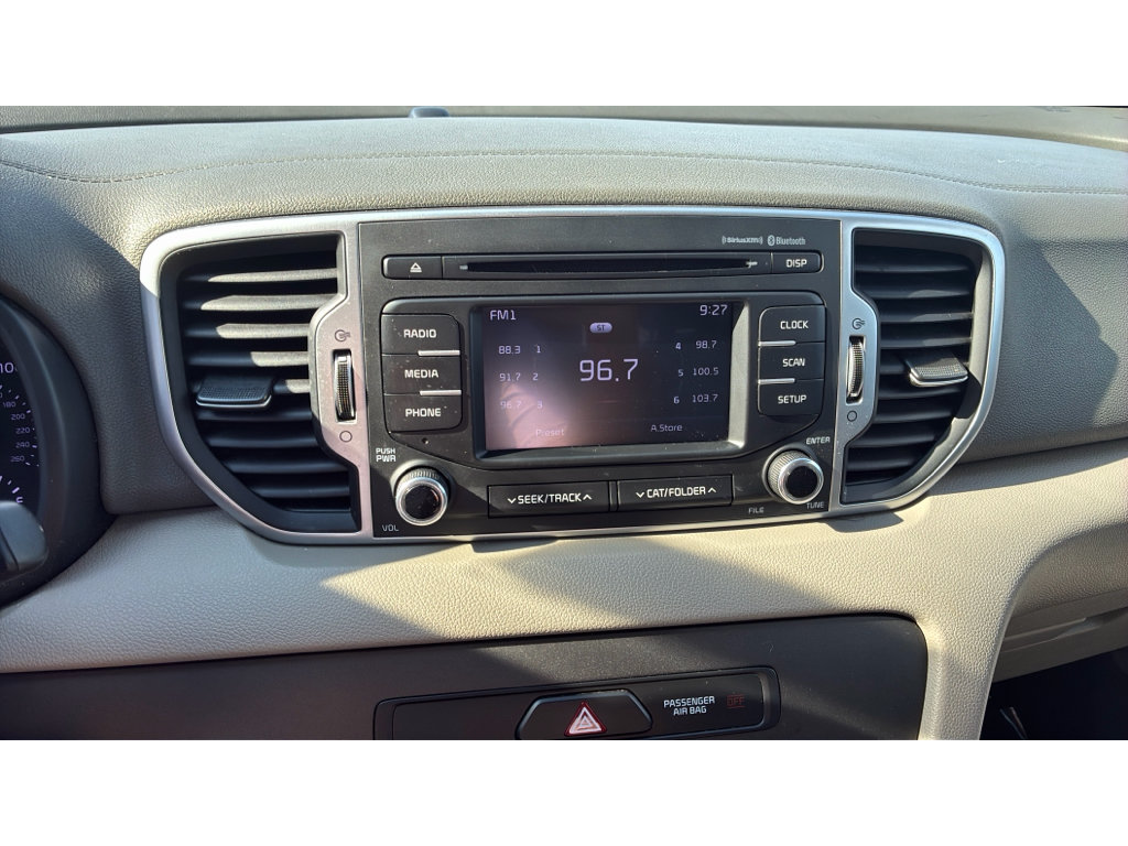 Used 2018 Kia Sportage LX FWD image 15