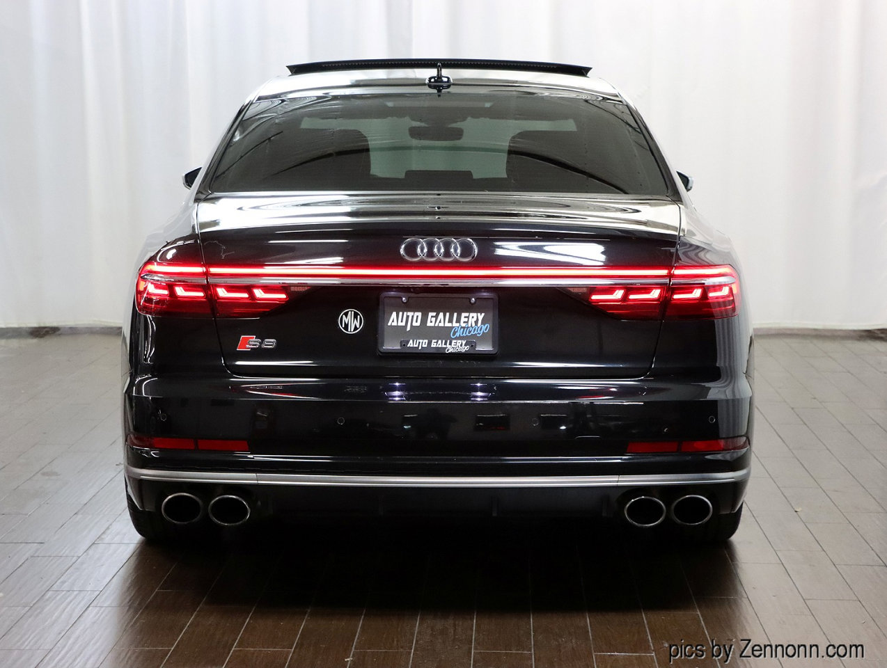 Used 2020 Audi S8 L w/ S8 Executive Package image 7