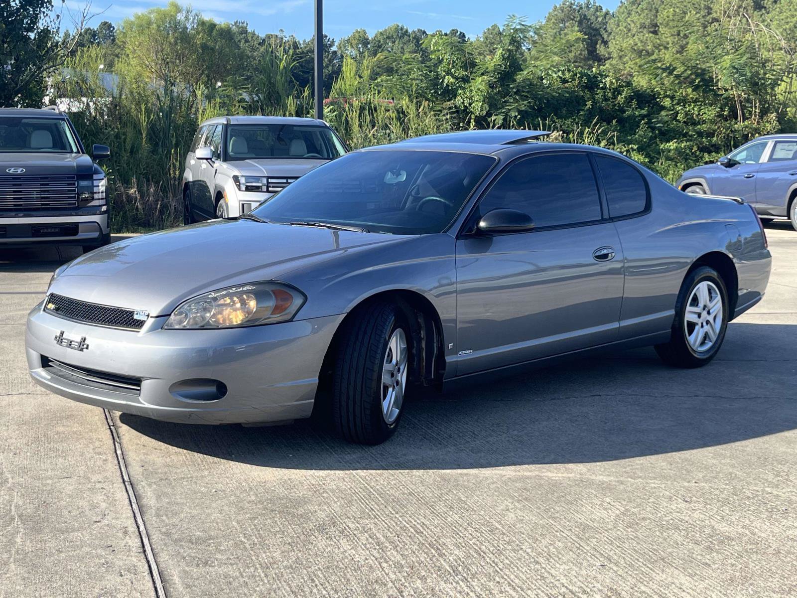 Used 2006 Chevrolet Monte Carlo LT w/ Preferred Equipment Group FWD image 7