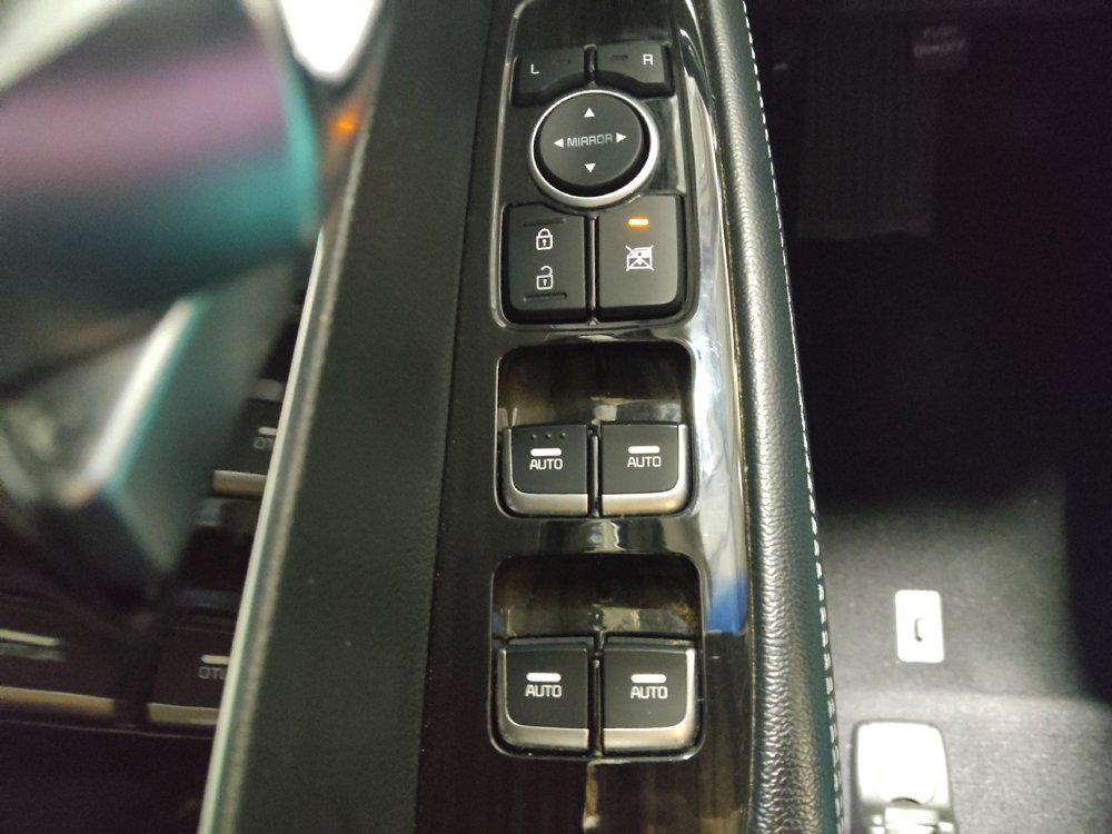 Used 2019 Kia Sorento LX image 27