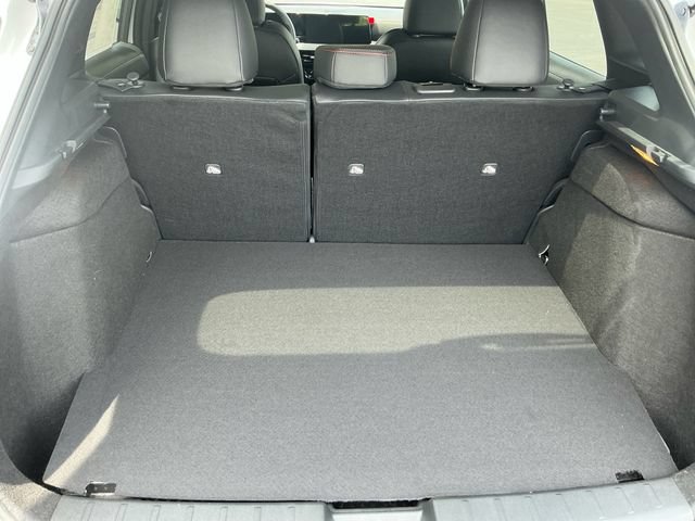 New 2026 Nissan Kicks SR w/ Cold Weather Package AWD/4WD image 18