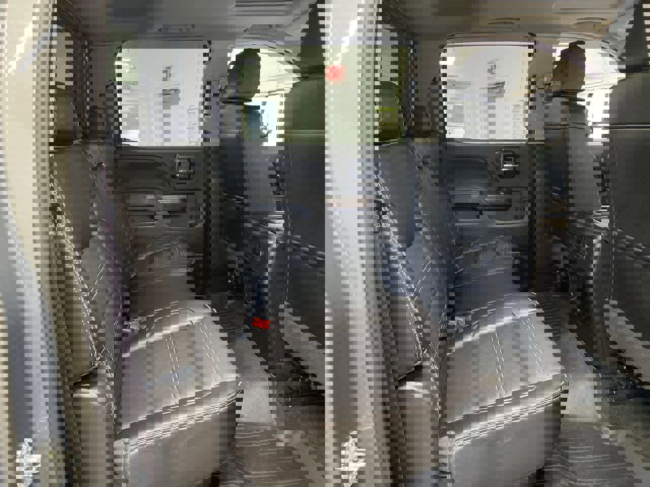 Used 2017 GMC Sierra 2500 Denali w/ Duramax Plus Package image 17