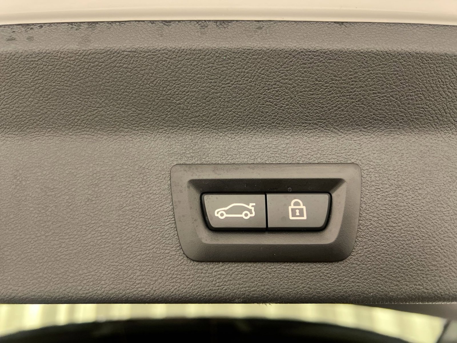 Used 2023 BMW X3 xDrive30i w/ M Sport Package image 28