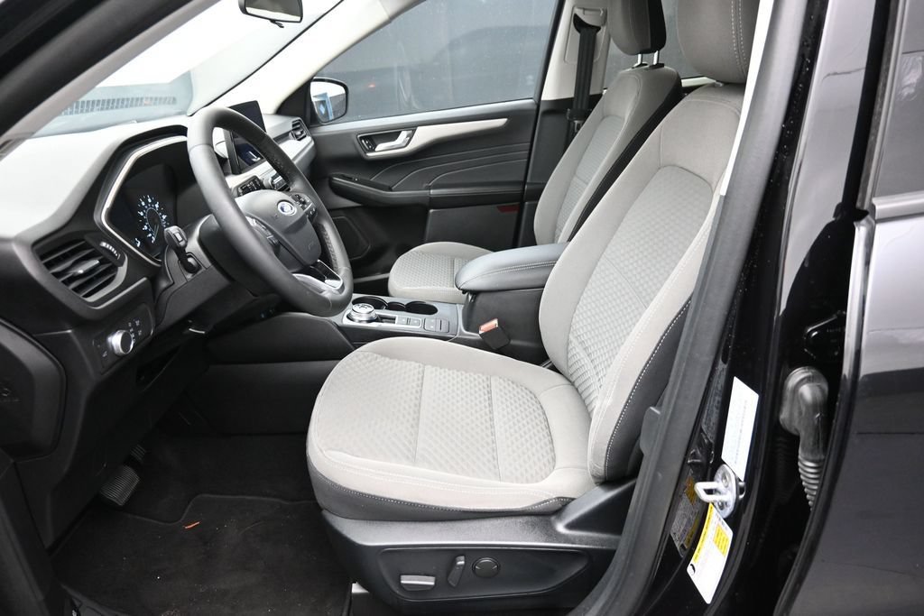 Used 2021 Ford Escape SE w/ SE Sport Appearance Package FWD image 21