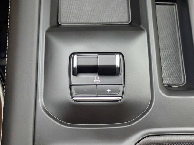 Used 2024 GMC Sierra 2500 Denali Ultimate image 40