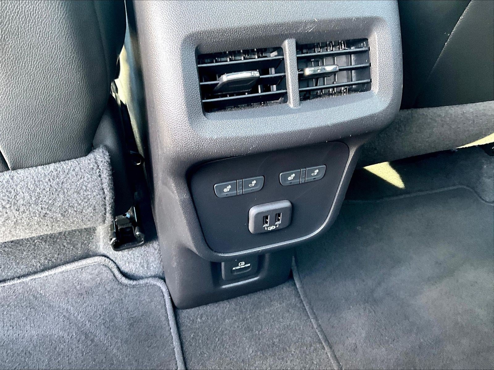 Used 2023 Chevrolet Equinox Premier FWD image 10