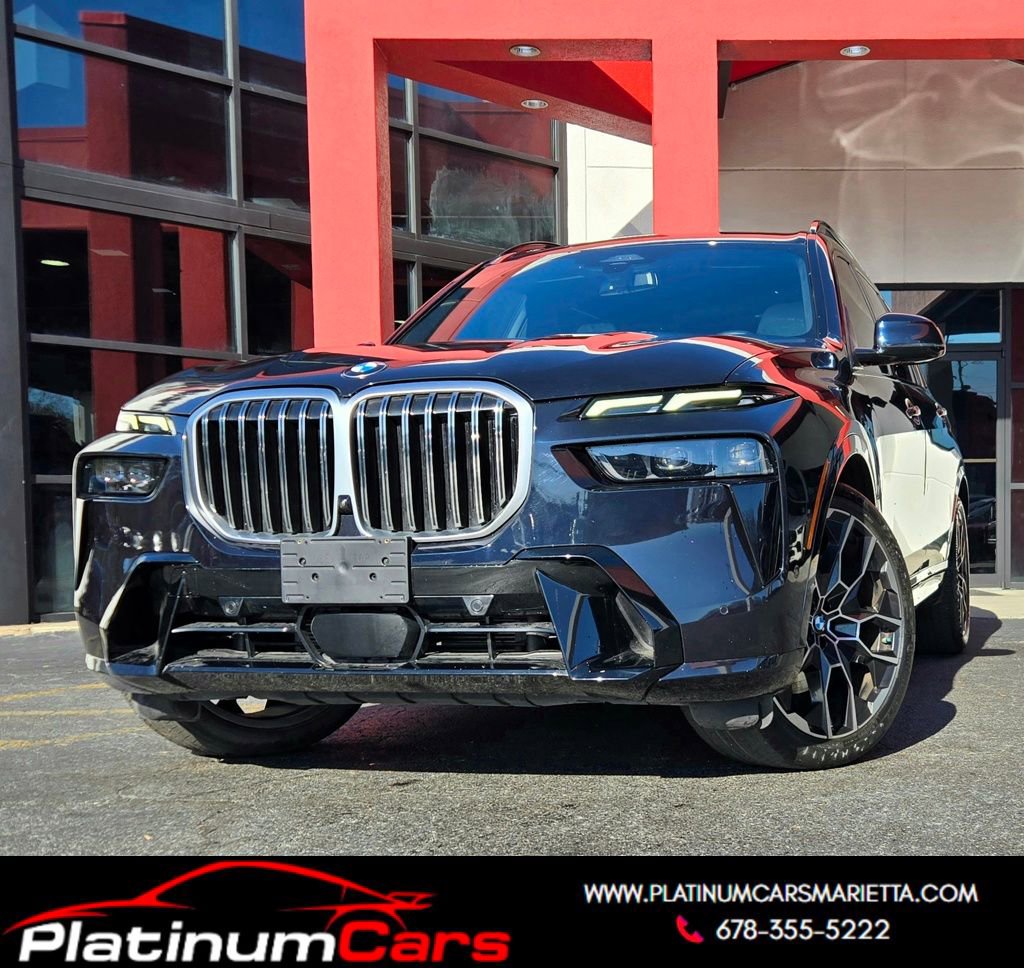 Used 2023 BMW X7 xDrive40i w/ M Sport Package AWD/4WD image 1