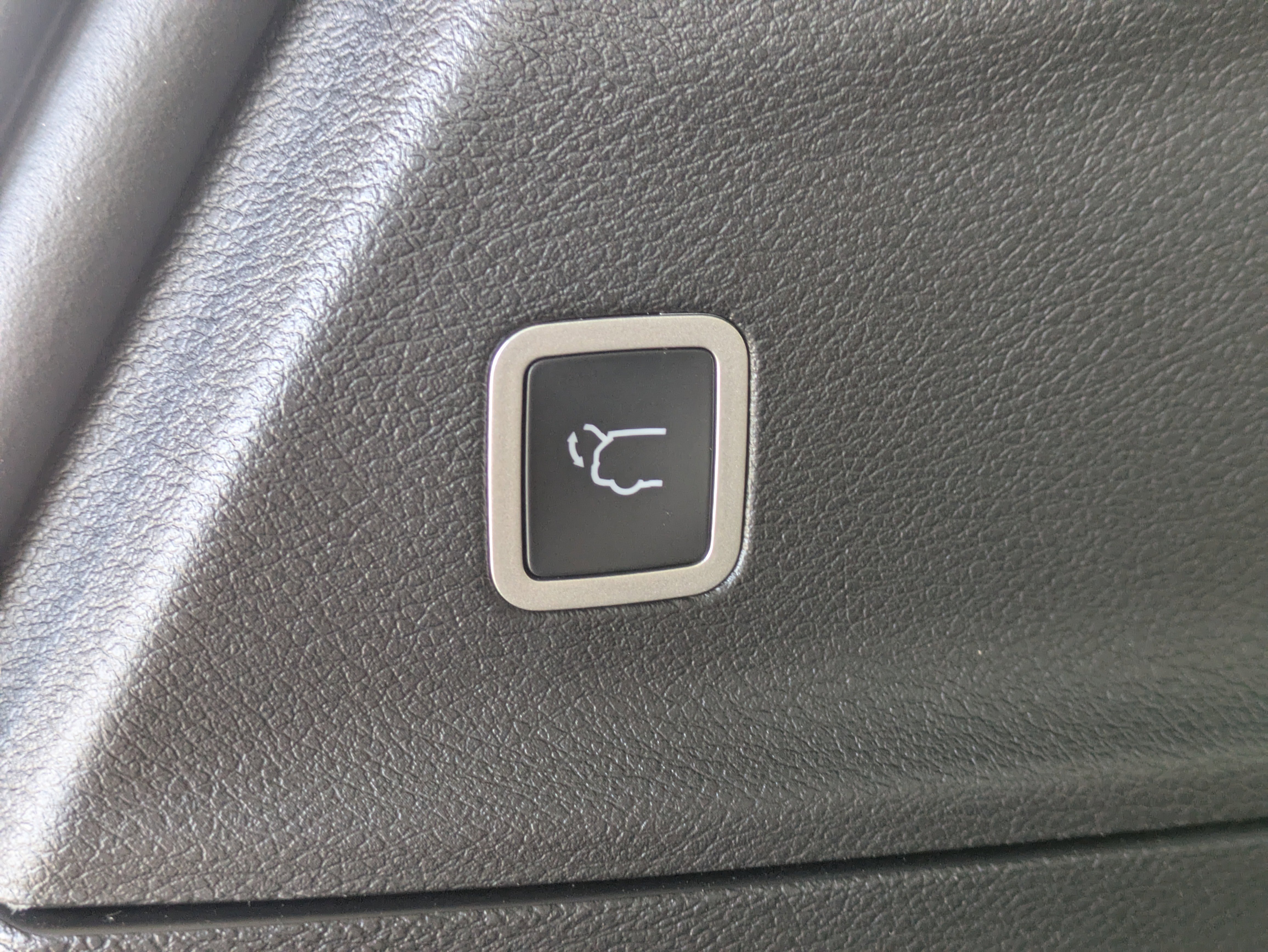 New 2026 Chrysler Pacifica Pinnacle w/ Trailer Tow Group image 14