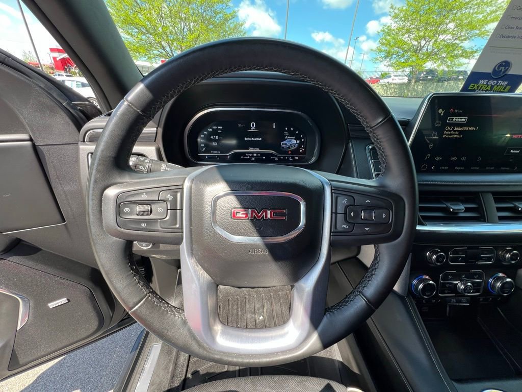 Used 2023 GMC Yukon SLT AWD/4WD image 43