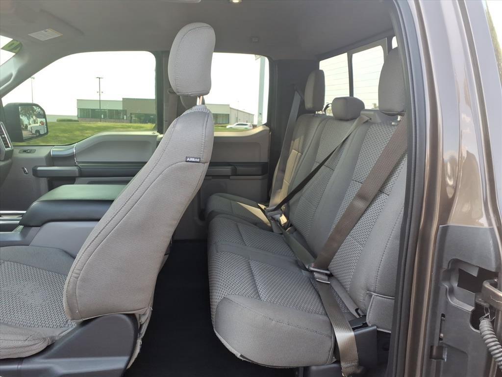 Used 2016 Ford F150 XLT w/ Equipment Group 302A Luxury AWD/4WD image 29