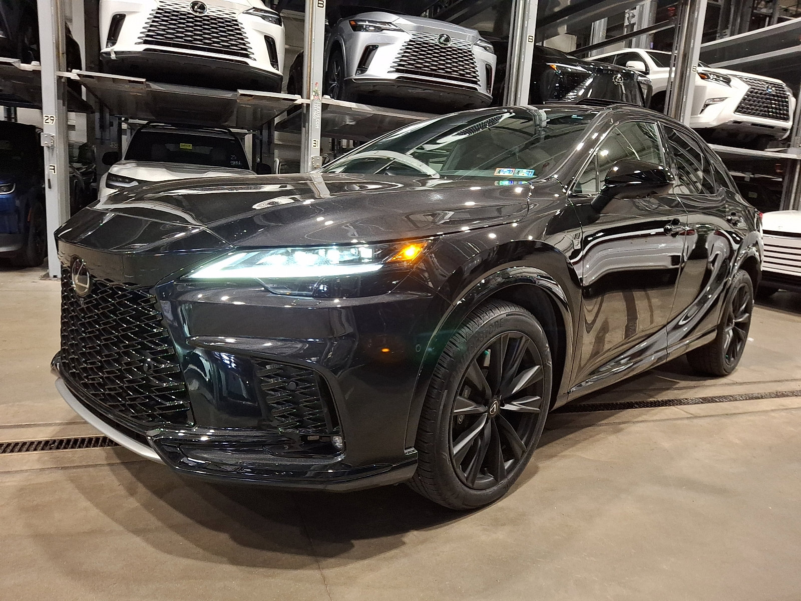 Certified 2024 Lexus RX 500h F Sport w/ Convenience Package image 2