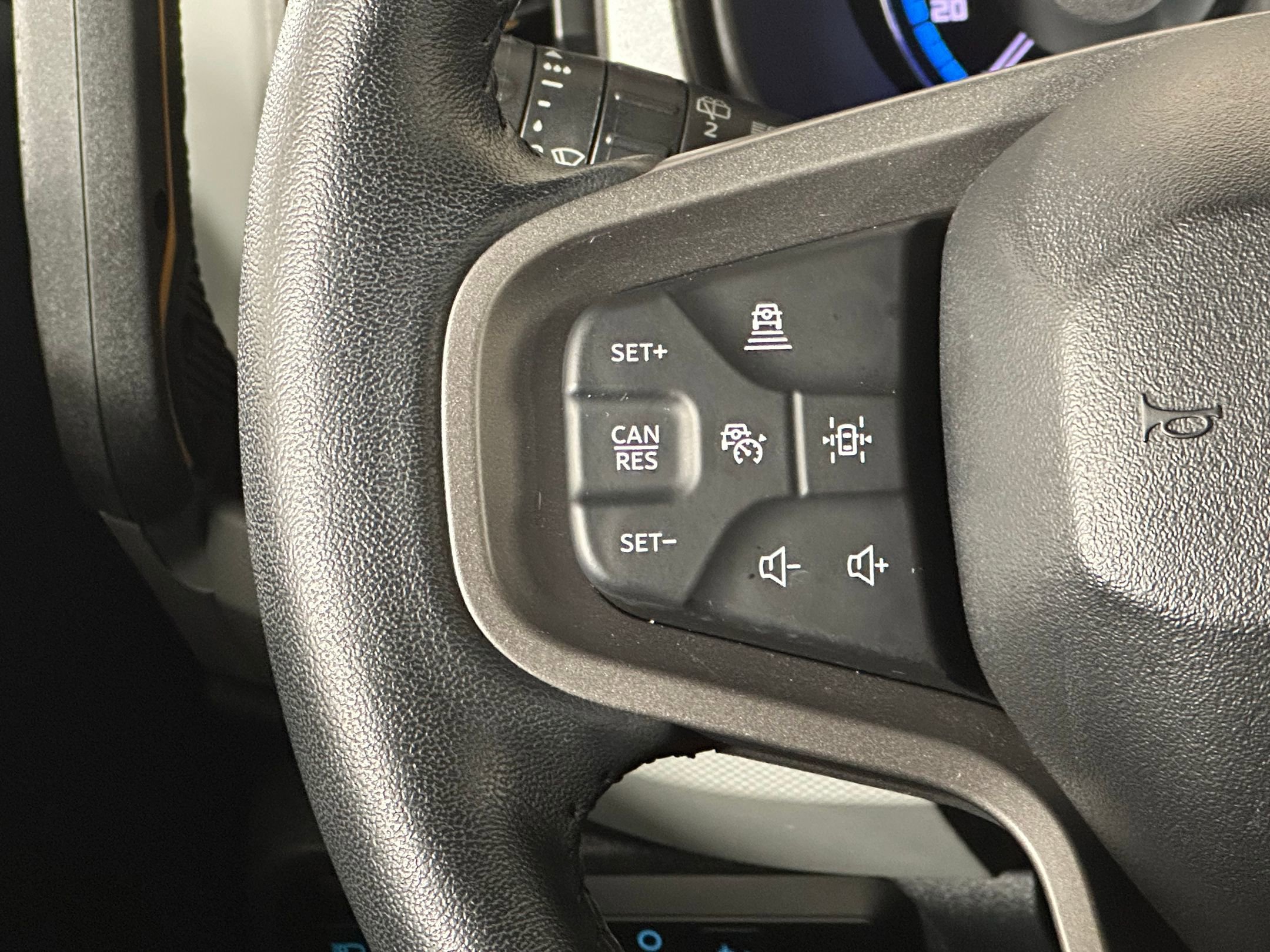 Used 2023 Ford Bronco Badlands image 15