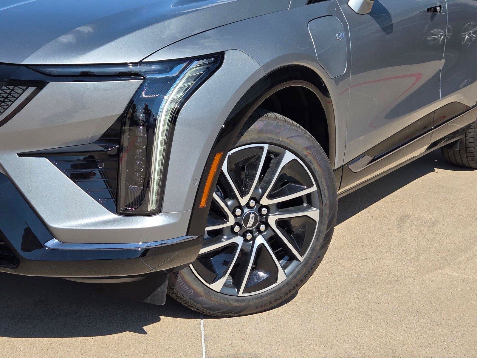 New 2027 Cadillac Optiq Sport RWD image 7
