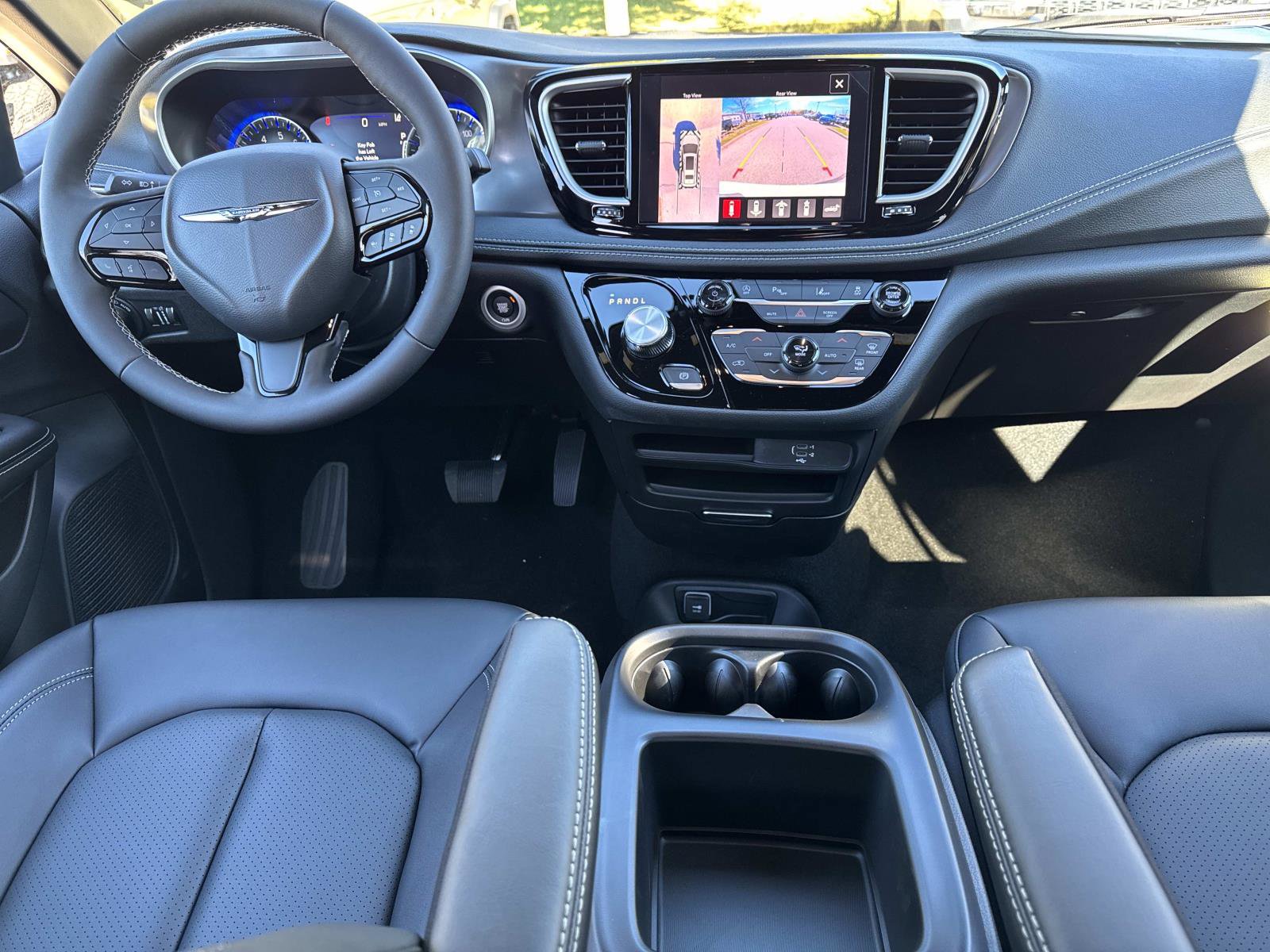 New 2026 Chrysler Pacifica Select image 14