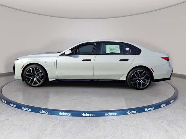 New 2026 BMW 750e xDrive w/ Executive Package image 7