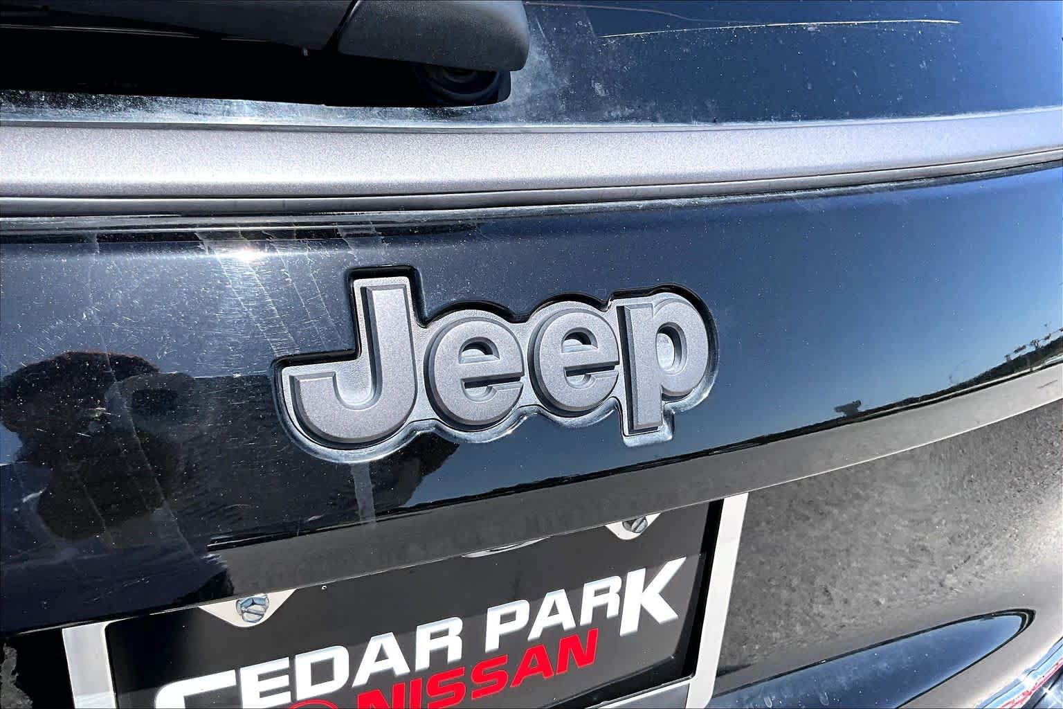 Used 2021 Jeep Compass Trailhawk AWD/4WD image 31
