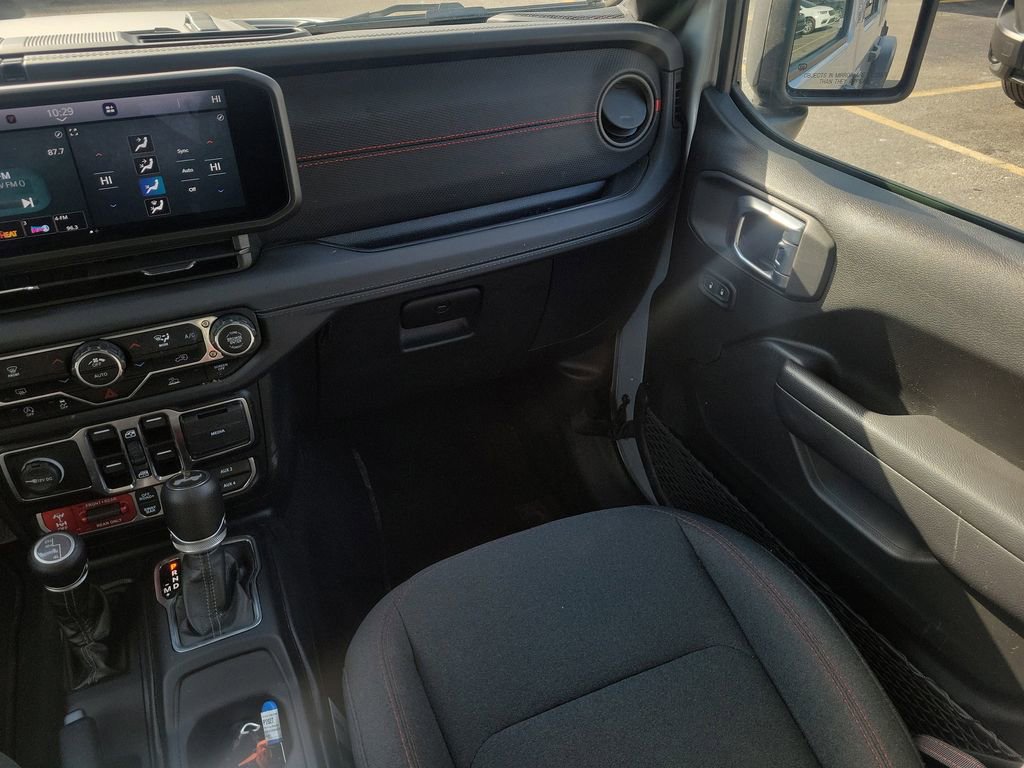 Certified 2024 Jeep Wrangler Unlimited Rubicon image 14