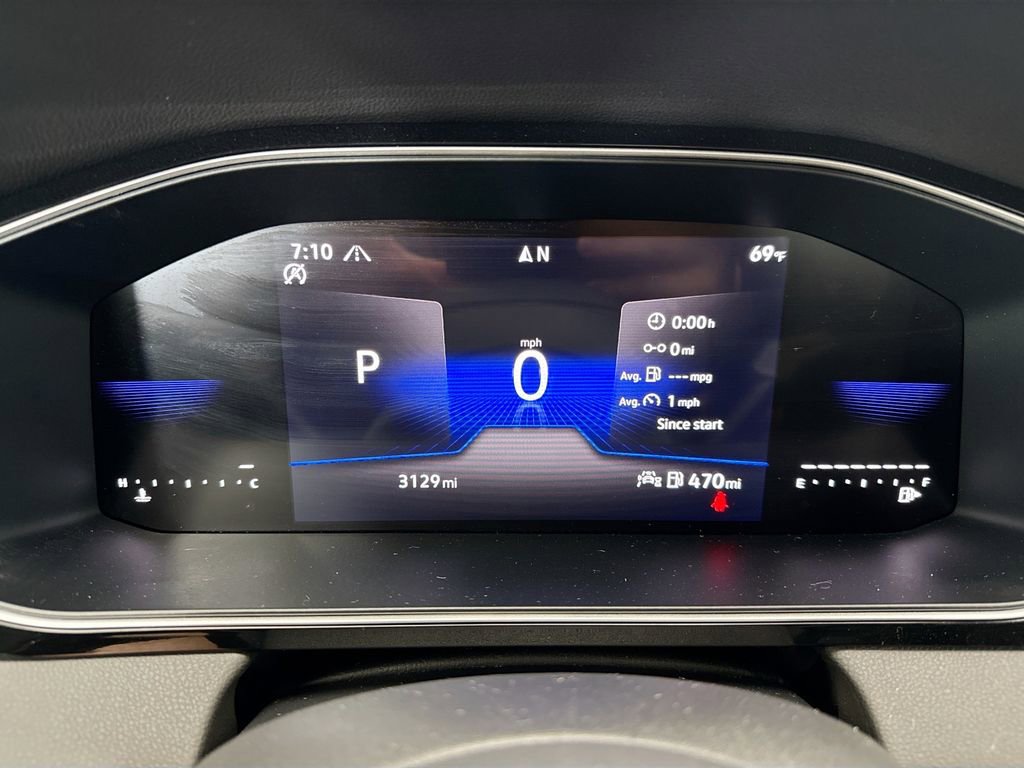 Used 2025 Volkswagen Jetta S image 32